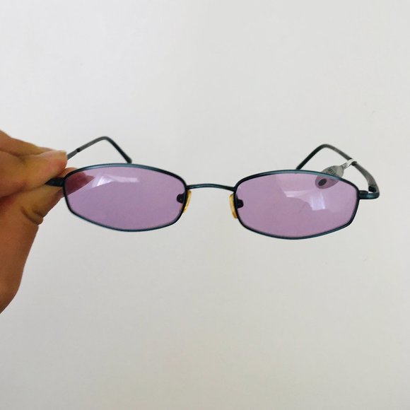 Blue sunglasses - Picture 2 of 3